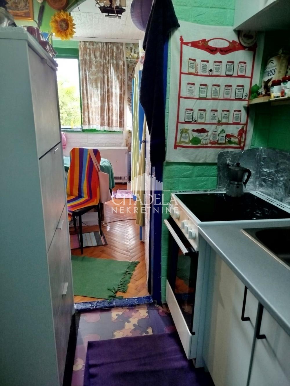 Stan na prodaju u Beogradu, Čukarica, jednosoban, 29m2, cena 83000 evra