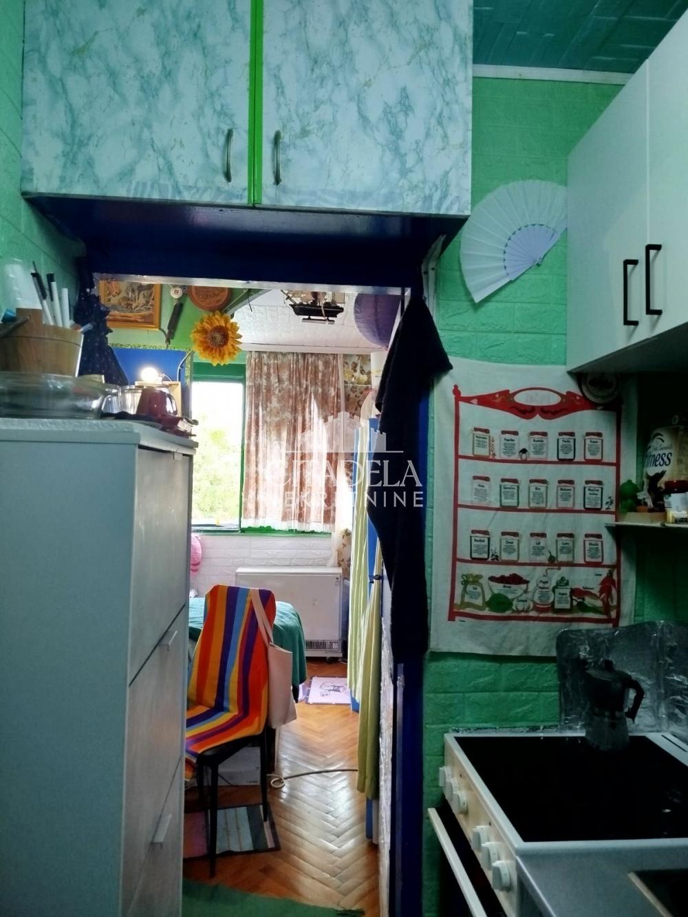 Stan na prodaju u Beogradu, Čukarica, jednosoban, 29m2, cena 83000 evra