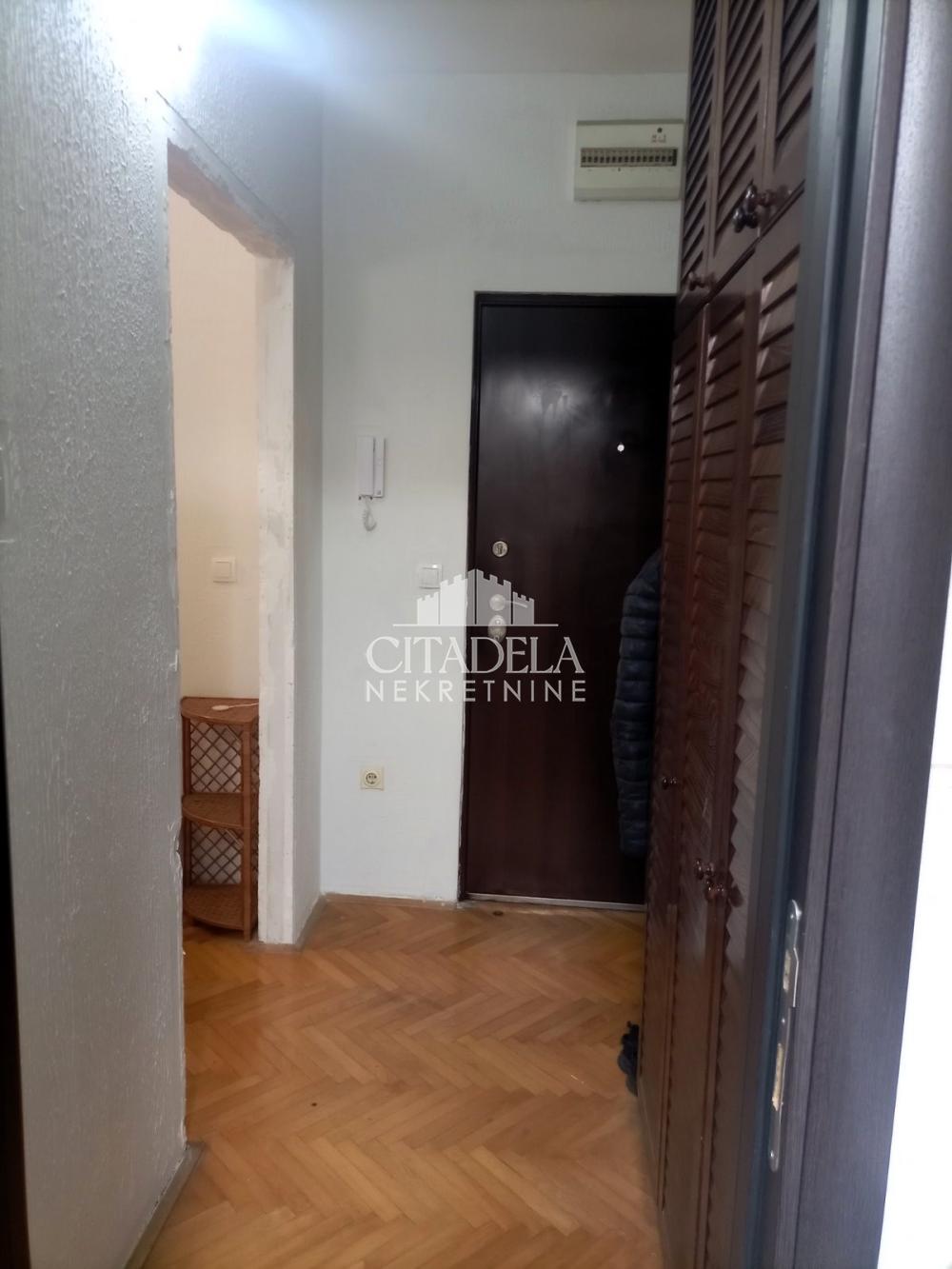 Stan na prodaju u Beogradu, Žarkovo, dvosoban, 54m2, cena 105000 evra
