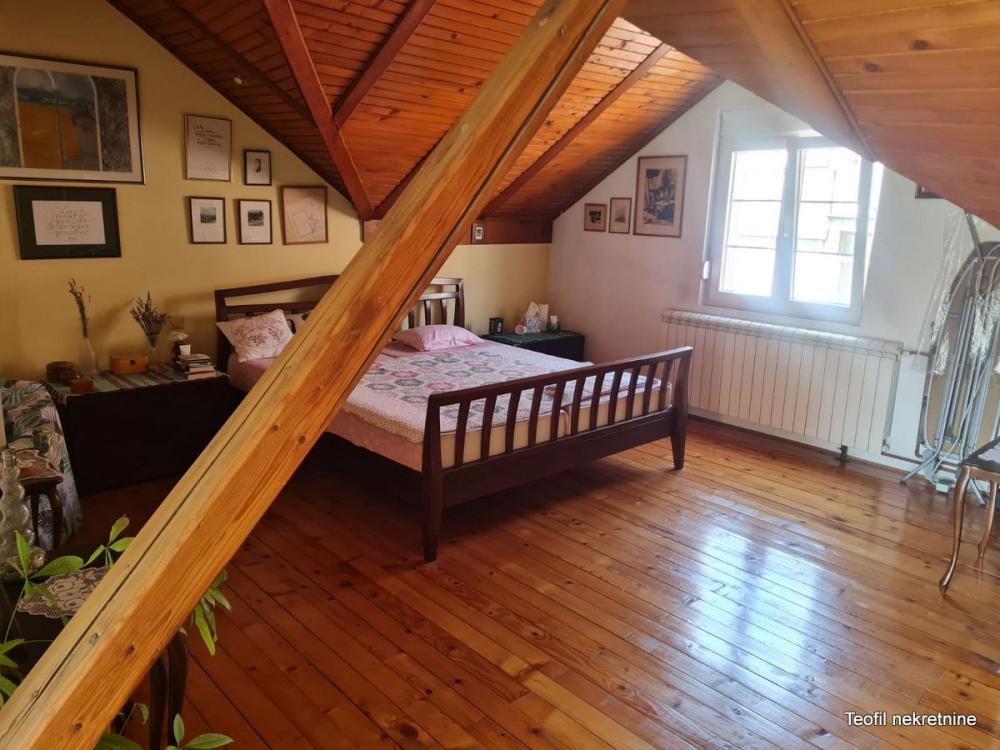 Stan na prodaju u Beogradu, Vračar (Hram), dvosoban, 87m2, cena 348000 evra