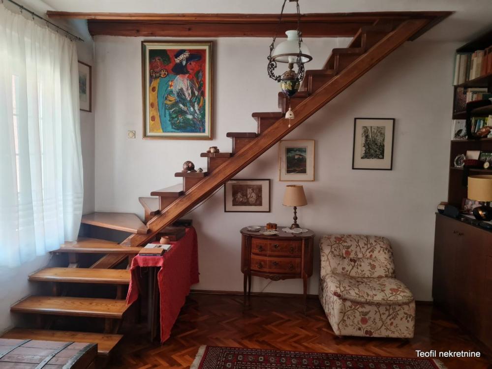 Stan na prodaju u Beogradu, Vračar (Hram), dvosoban, 87m2, cena 348000 evra