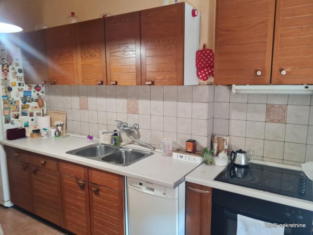 Stan na prodaju u Beogradu, Vračar (Hram), dvosoban, 87m2, cena 348000 evra