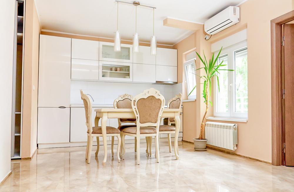 Stan na prodaju u Beogradu, Gundulićev venac, dvoiposoban, 52m2, cena 235000 evra