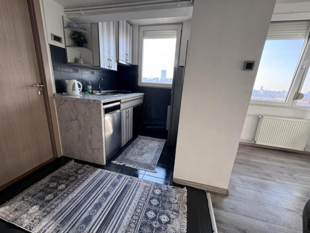 Stan na prodaju u Beogradu, Zeleni venac, trosoban, 56m2, cena 230000 evra