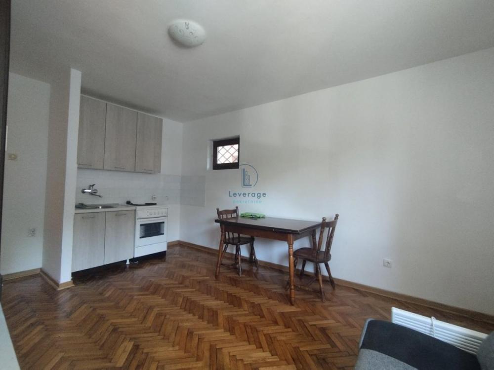 Stan na prodaju u Beogradu, Višnjička banja, jednosoban, 22m2, cena 67000 evra