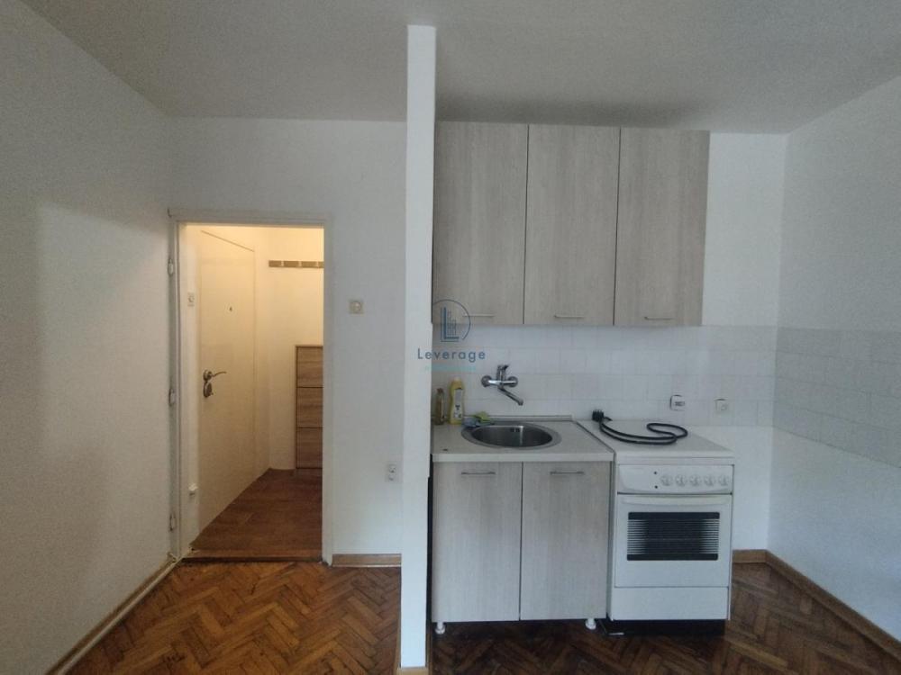 Stan na prodaju u Beogradu, Višnjička banja, jednosoban, 22m2, cena 67000 evra