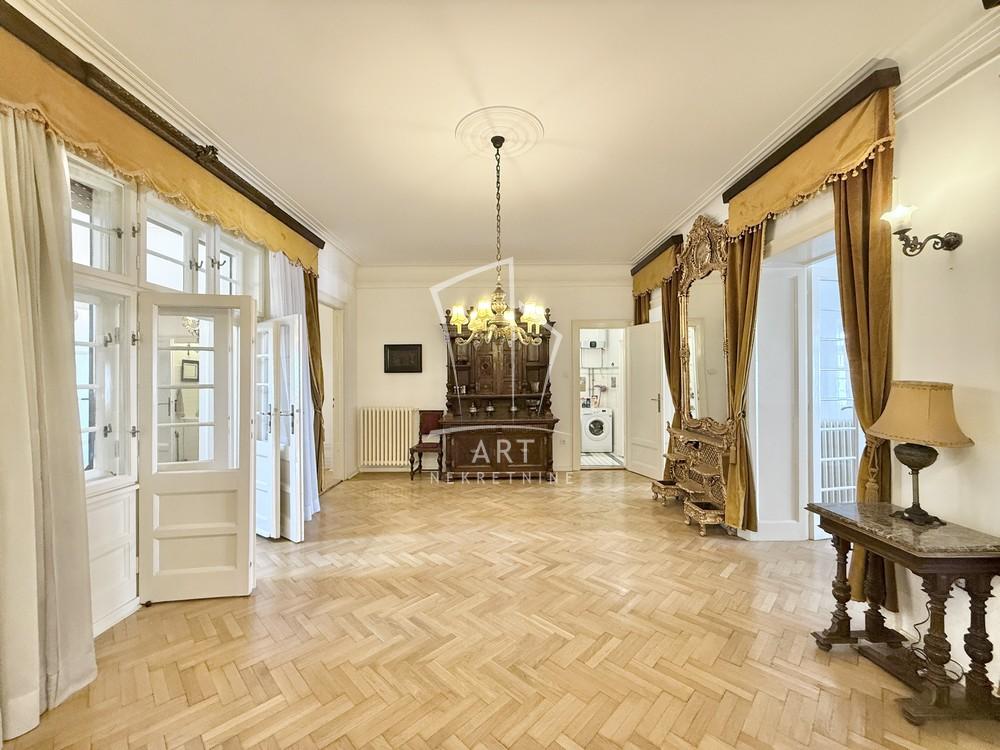 Stan na prodaju u Beogradu, Stari grad, cetvorosoban, 116m2, cena 480000 evra