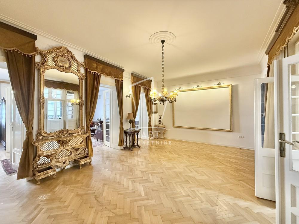 Stan na prodaju u Beogradu, Stari grad, cetvorosoban, 116m2, cena 480000 evra