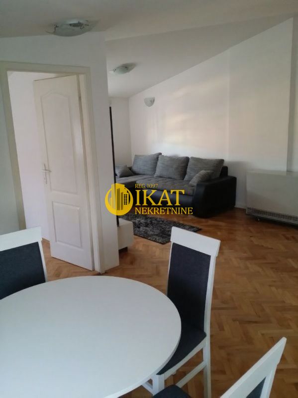 Stan na prodaju u Beogradu, Zvezdara, jednoiposoban, 40m2, cena 125000 evra