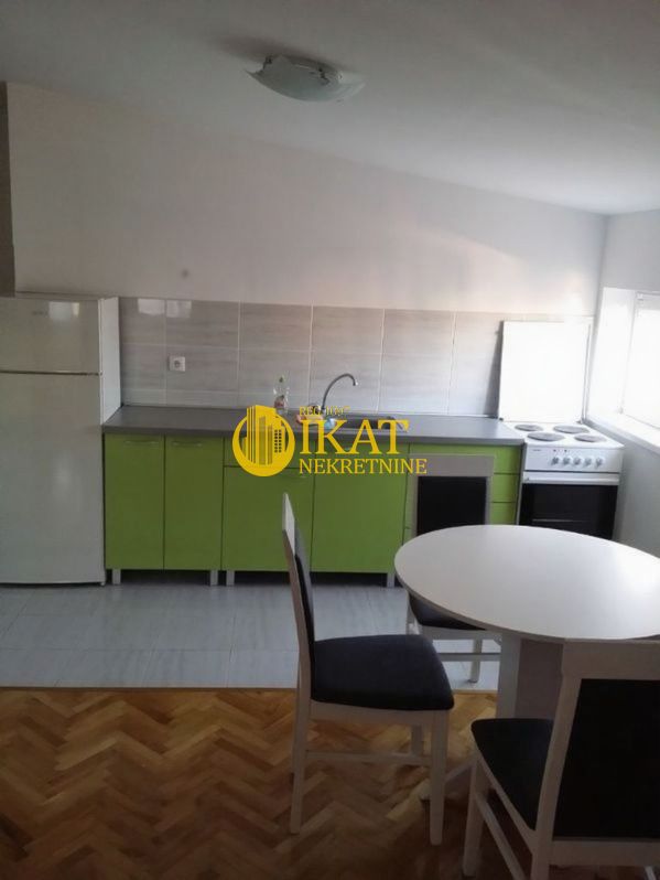 Stan na prodaju u Beogradu, Zvezdara, jednoiposoban, 40m2, cena 125000 evra