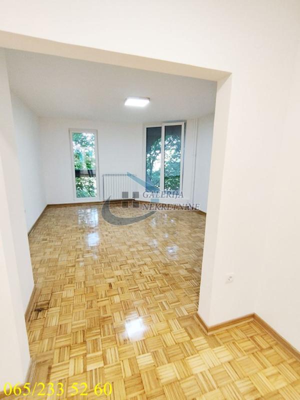 Stan na prodaju u Beogradu, Vidikovac, troiposoban, 83m2, cena 226000 evra