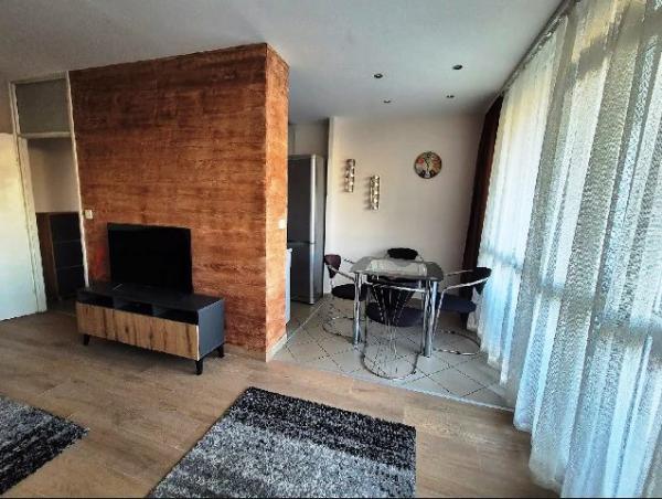 Stan na prodaju u Beogradu, Novi Beograd blok 22, dvosoban, 51m2, cena 239000 evra