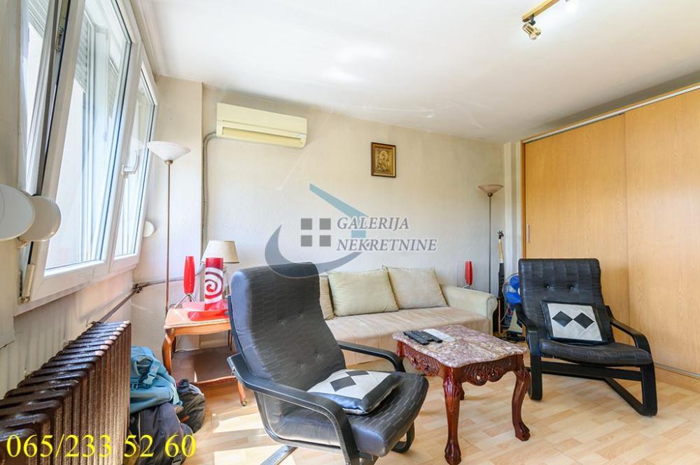 Stan na prodaju u Beogradu, Voždovac, dvosoban, 47m2, cena 149300 evra