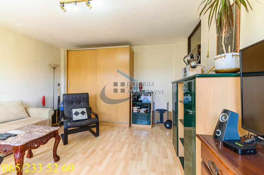 Stan na prodaju u Beogradu, Voždovac, dvosoban, 47m2, cena 157400 evra