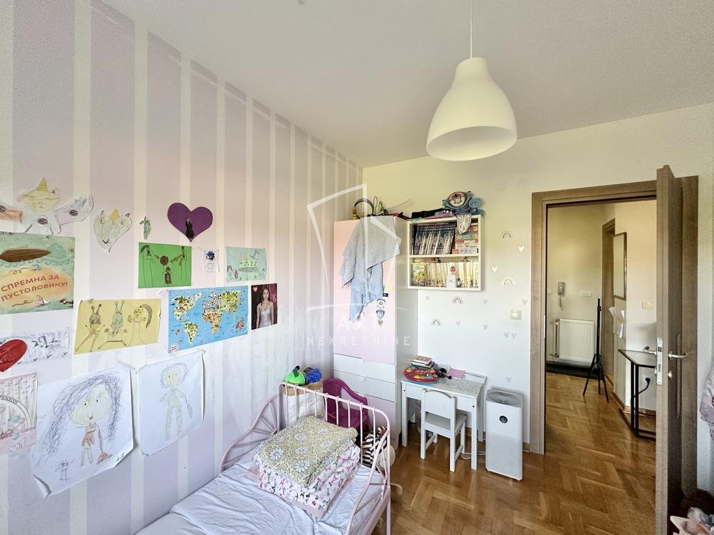 Stan na prodaju u Beogradu, Cvetanova ćuprija, dvosoban, 49m2, cena 125000 evra