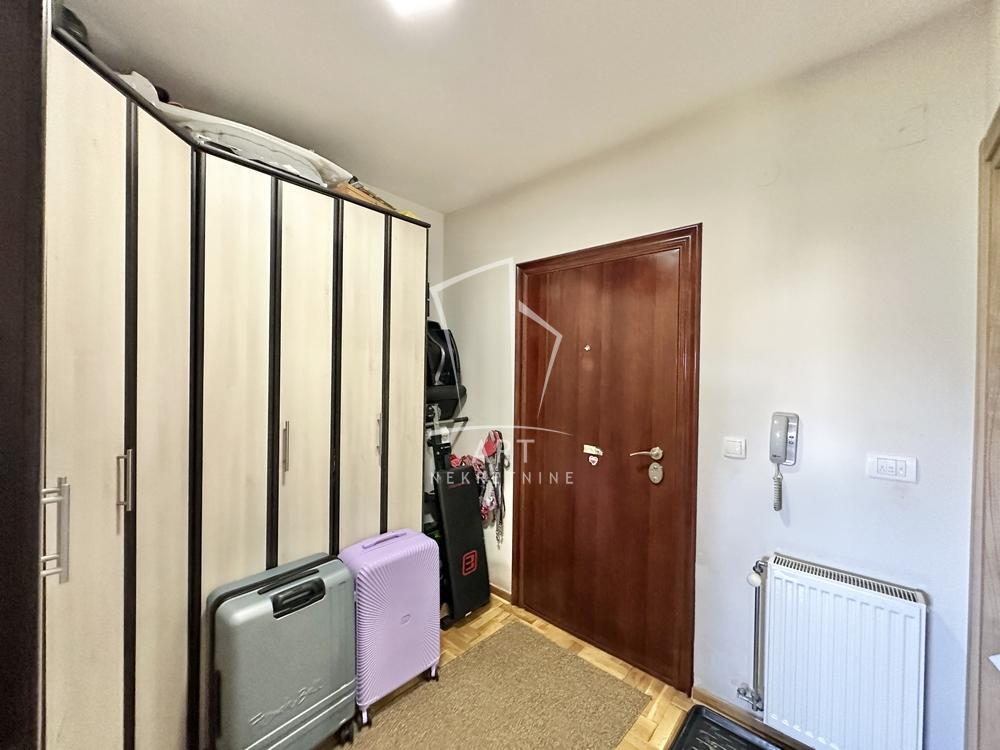 Stan na prodaju u Beogradu, Cvetanova ćuprija, dvosoban, 49m2, cena 125000 evra