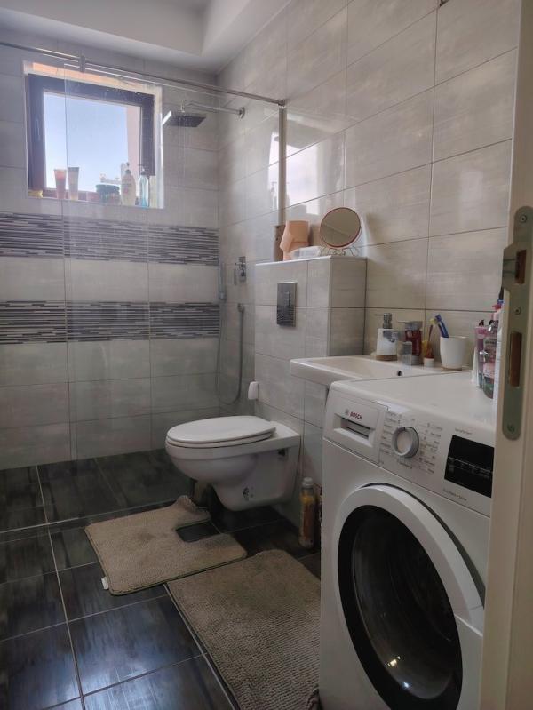 Stan na prodaju u Beogradu, Voždovac, trosoban, 85m2, cena 270000 evra