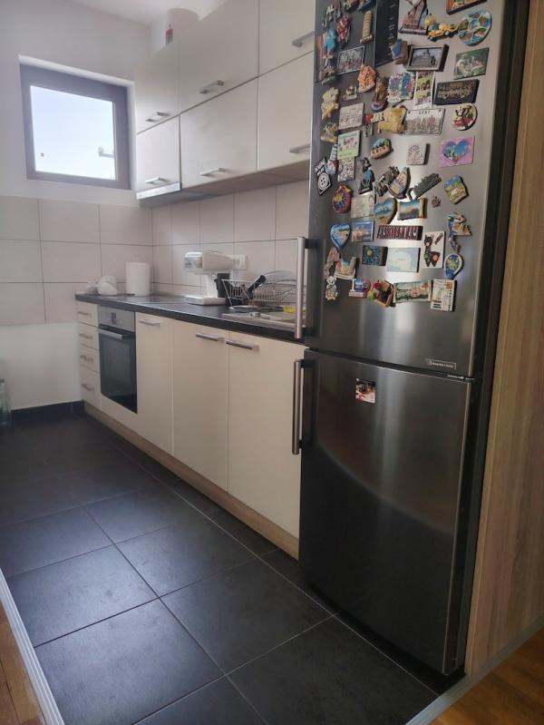 Stan na prodaju u Beogradu, Voždovac, trosoban, 85m2, cena 270000 evra