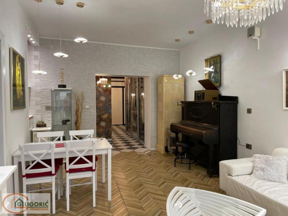 Stan na prodaju u Beogradu, Beograd (centar), trosoban, 69m2, cena 440000 evra