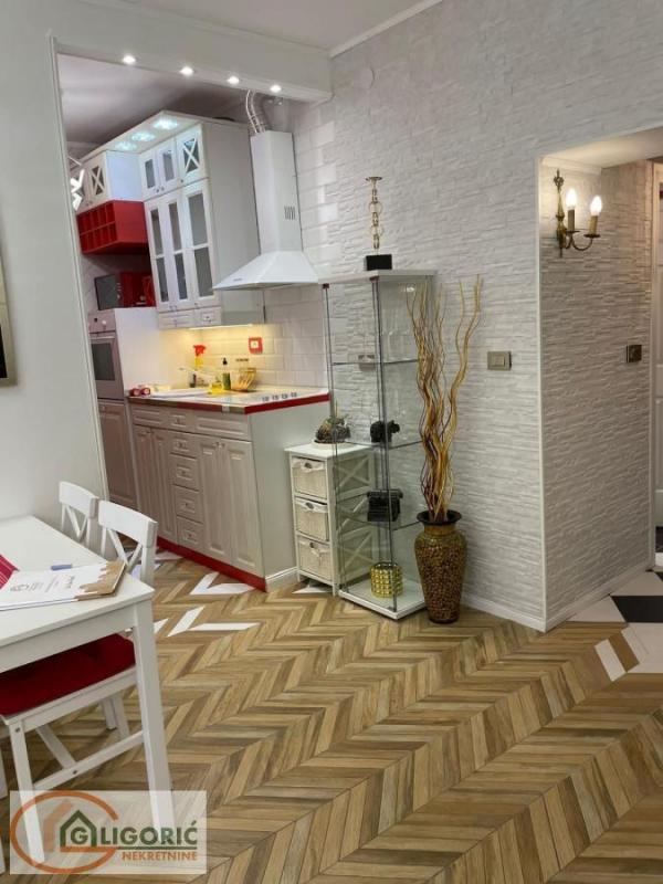 Stan na prodaju u Beogradu, Beograd (centar), trosoban, 69m2, cena 440000 evra
