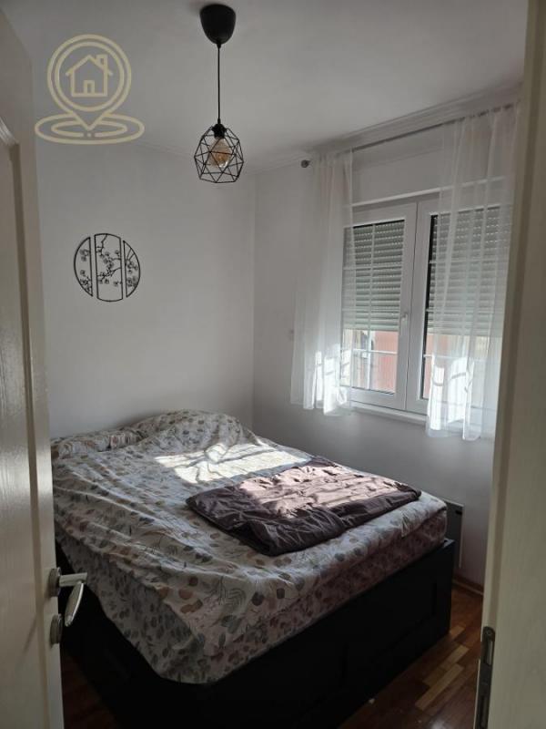 Stan na prodaju u Beogradu, Severni bulevar, jednoiposoban, 35m2, cena 135000 evra