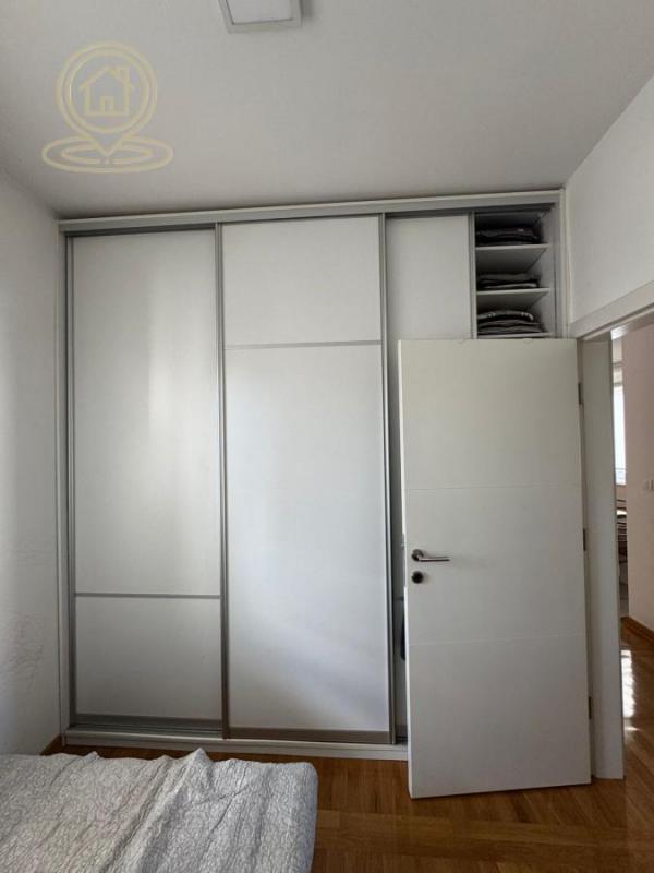 Stan na prodaju u Beogradu, Lion, cetvorosoban, 90m2, cena 306000 evra