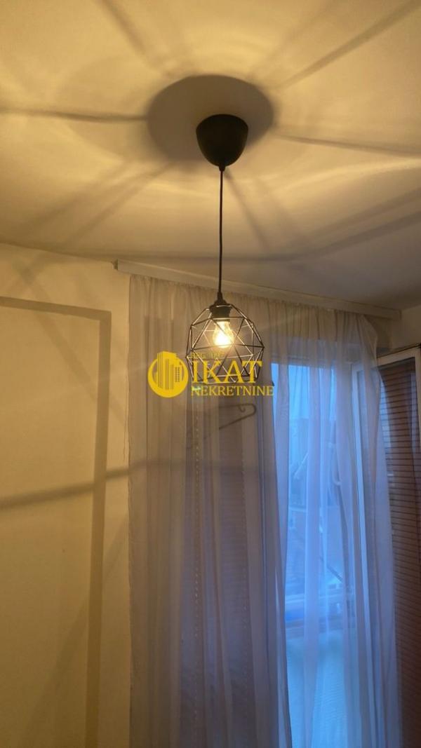 Stan na prodaju u Beogradu, Konjarnik, 17m2, cena 56000 evra