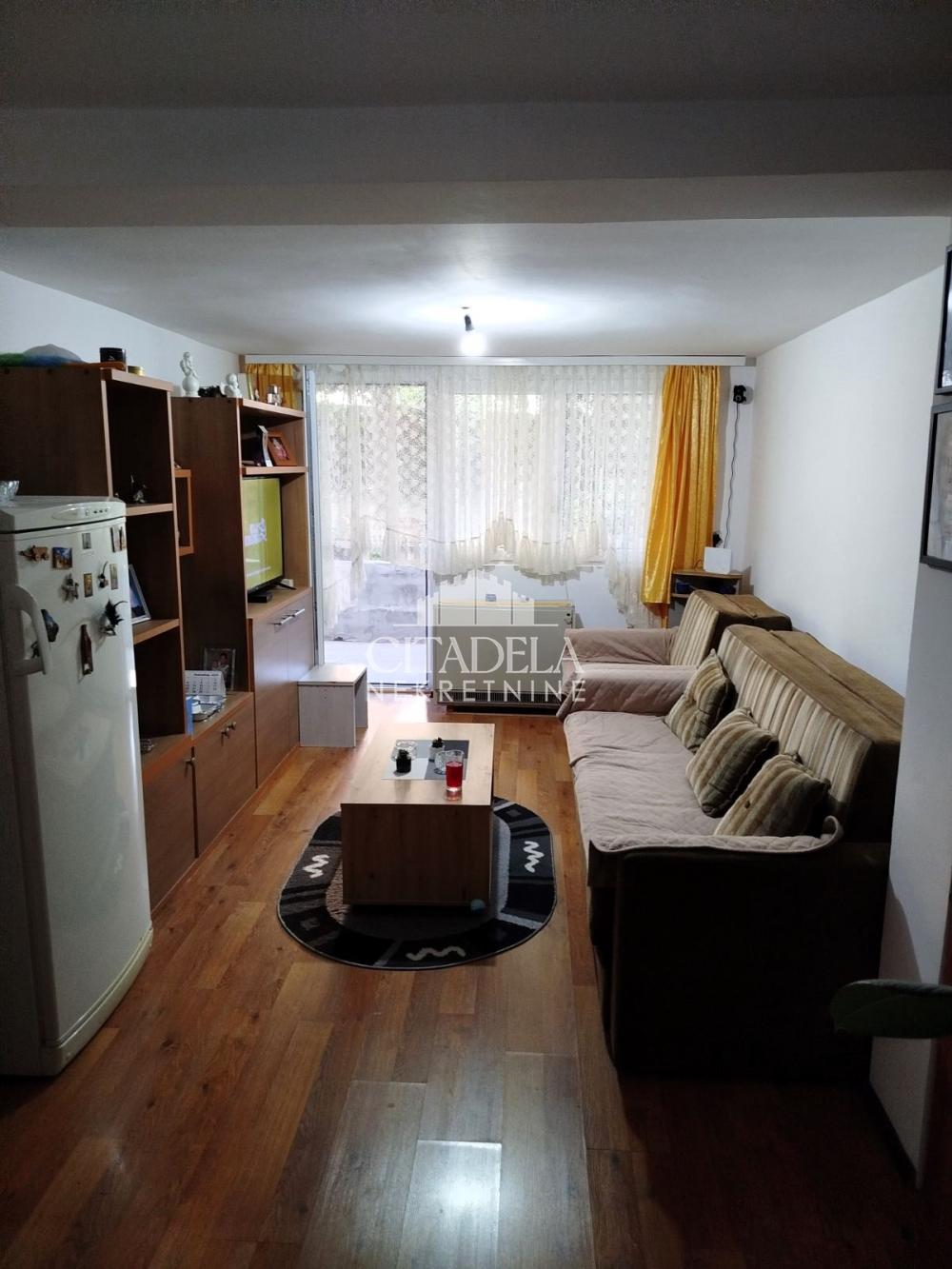 Stan na prodaju u Beogradu, Čukarica, dvosoban, 52m2, cena 69000 evra