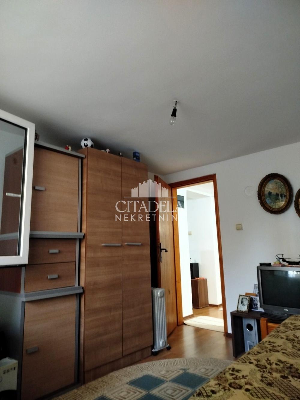 Stan na prodaju u Beogradu, Čukarica, dvosoban, 52m2, cena 69000 evra