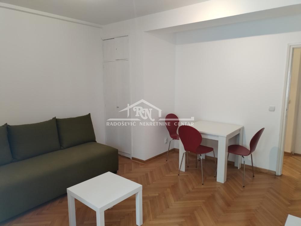 Stan na prodaju u Beogradu, Savski venac, 26m2, cena 145000 evra