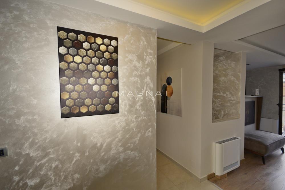 Stan na prodaju u Beogradu, Stari grad, cetvorosoban, 80m2, cena 272700 evra