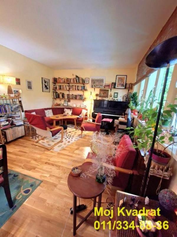 Stan na prodaju u Beogradu, Severni bulevar, dvosoban, 68m2, cena 132000 evra