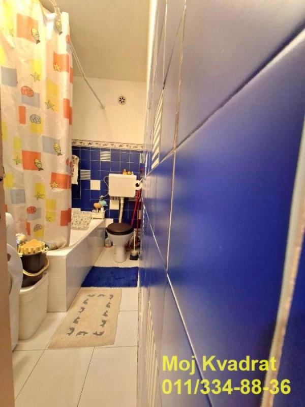 Stan na prodaju u Beogradu, Severni bulevar, dvosoban, 68m2, cena 142000 evra