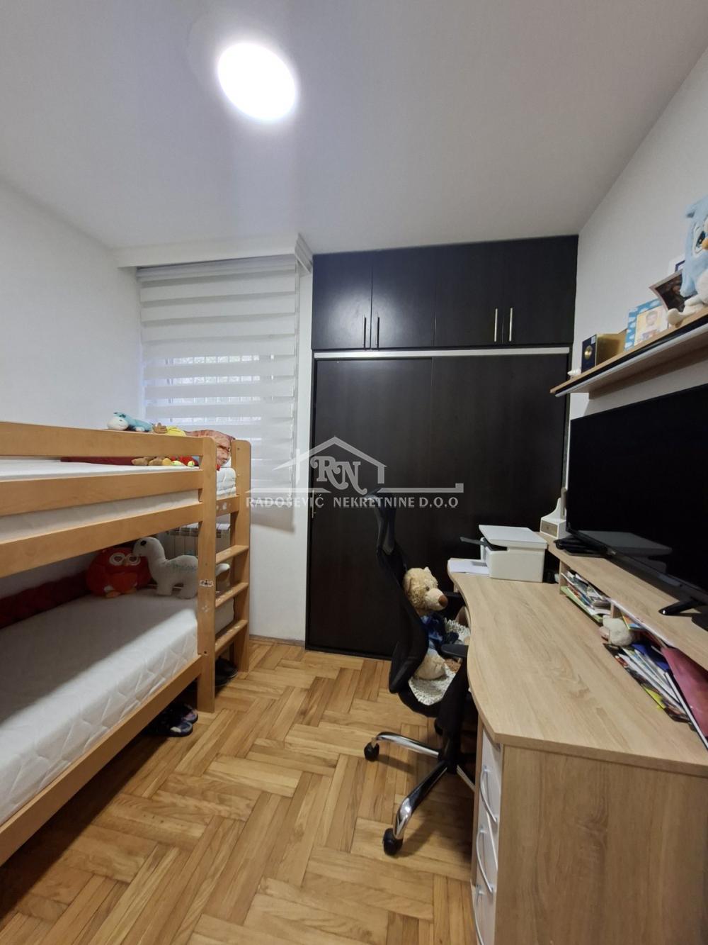 Stan na prodaju u Beogradu, Žarkovo, jednoiposoban, 36m2, cena 117000 evra