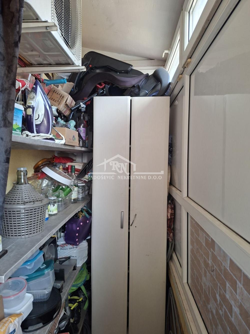 Stan na prodaju u Beogradu, Žarkovo, jednoiposoban, 36m2, cena 117000 evra