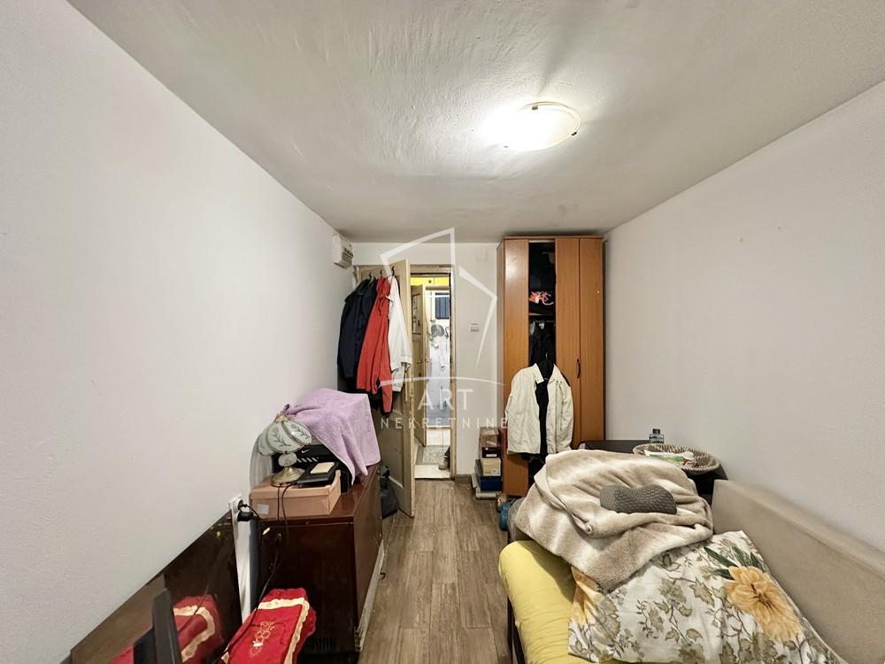 Stan na prodaju u Beogradu, Karaburma, dvoiposoban, 34m2, cena 120000 evra