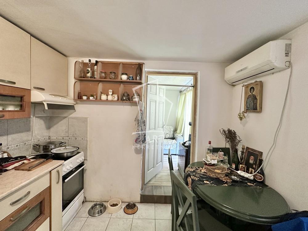 Stan na prodaju u Beogradu, Karaburma, dvoiposoban, 34m2, cena 120000 evra