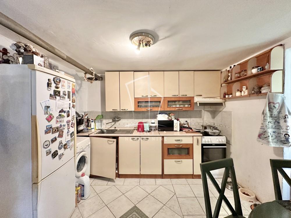 Stan na prodaju u Beogradu, Karaburma, dvoiposoban, 34m2, cena 120000 evra