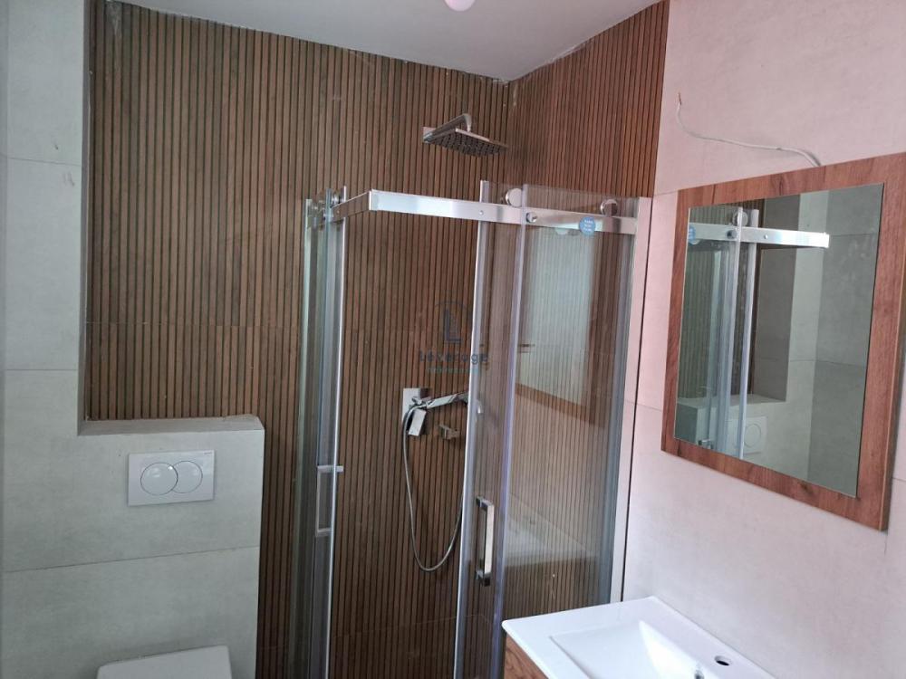 Stan na prodaju u Beogradu, Pašino brdo, trosoban, 65m2, cena 210528 evra