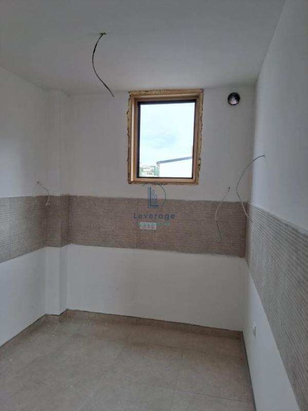 Stan na prodaju u Beogradu, Pašino brdo, trosoban, 65m2, cena 210528 evra
