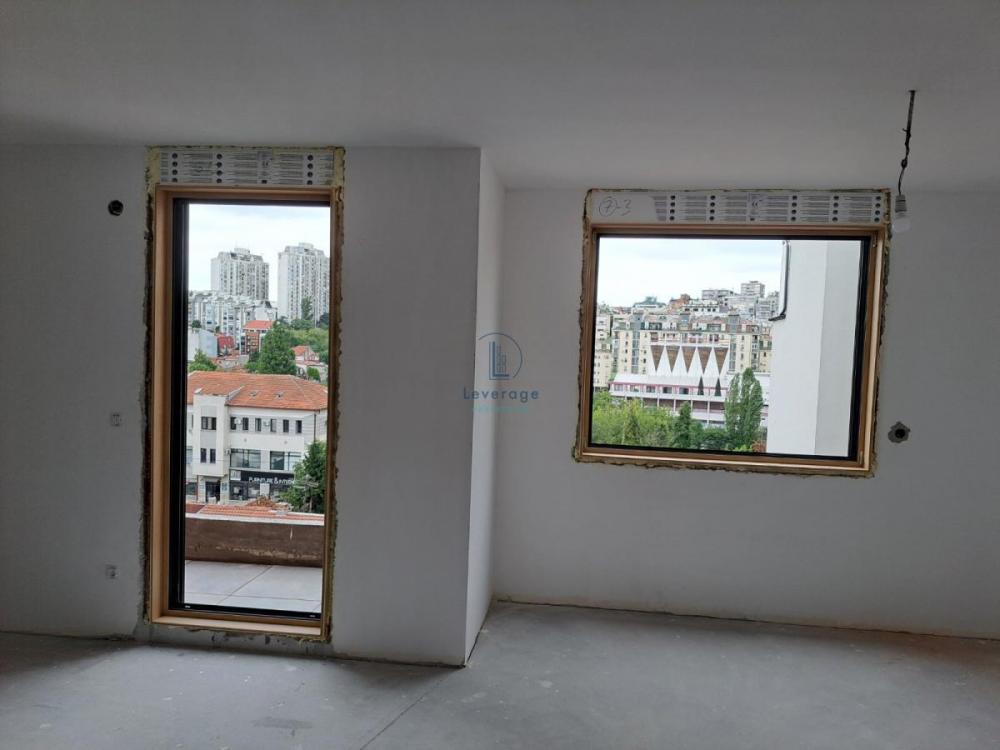 Stan na prodaju u Beogradu, Pašino brdo, trosoban, 65m2, cena 210528 evra