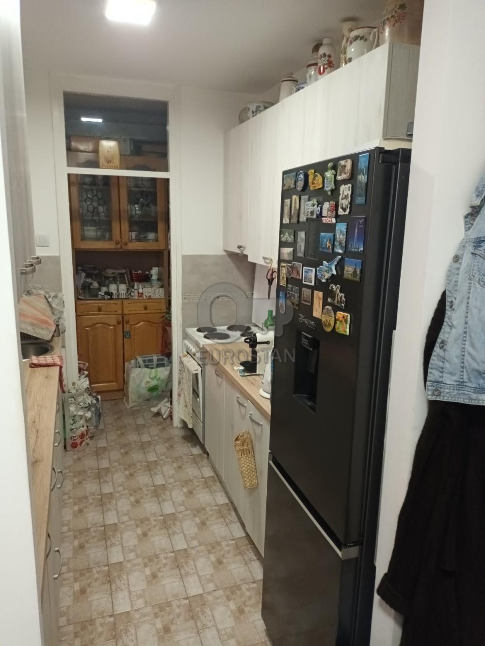 Stan na prodaju u Beogradu, Novi Beograd blok 22, trosoban, 95m2, cena 340000 evra