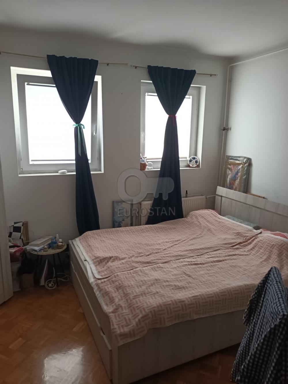 Stan na prodaju u Beogradu, Novi Beograd blok 22, trosoban, 95m2, cena 340000 evra