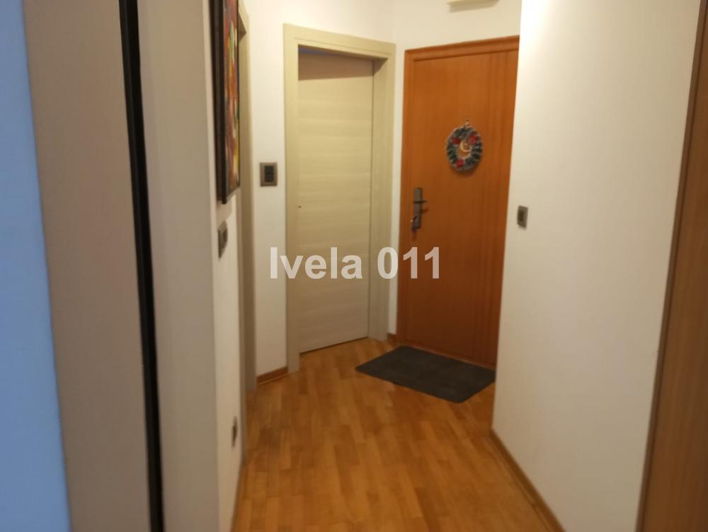 Stan na prodaju u Beogradu, Đeram pijaca, dvosoban, 40m2, cena 195000 evra