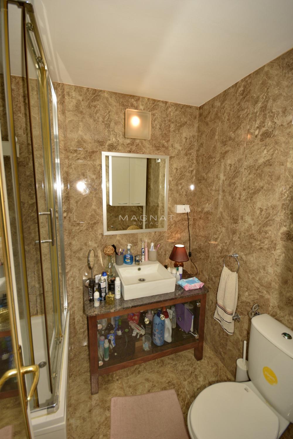 Stan na prodaju u Beogradu, Savski venac, dvosoban, 48m2, cena 165000 evra