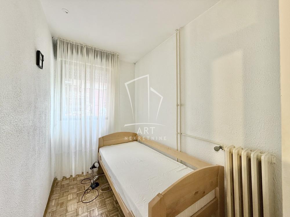 Stan na prodaju u Beogradu, Rakovica, jednoiposoban, 41m2, cena 109000 evra