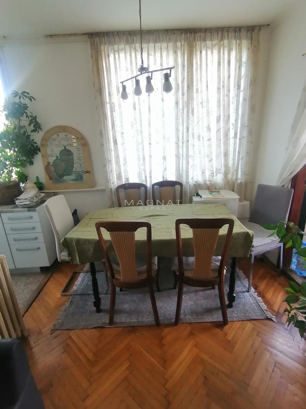 Stan na prodaju u Beogradu, Zvezdara, trosoban, 66m2, cena 221000 evra