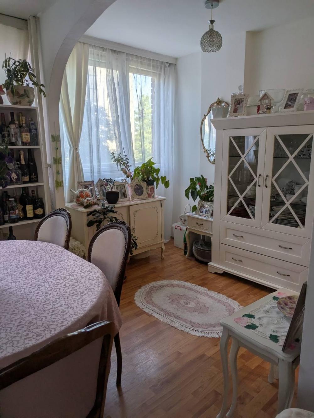 Stan na prodaju u Beogradu, Novi Beograd blok 34 (Studentski grad), dvosoban, 58m2, cena 210000 evra
