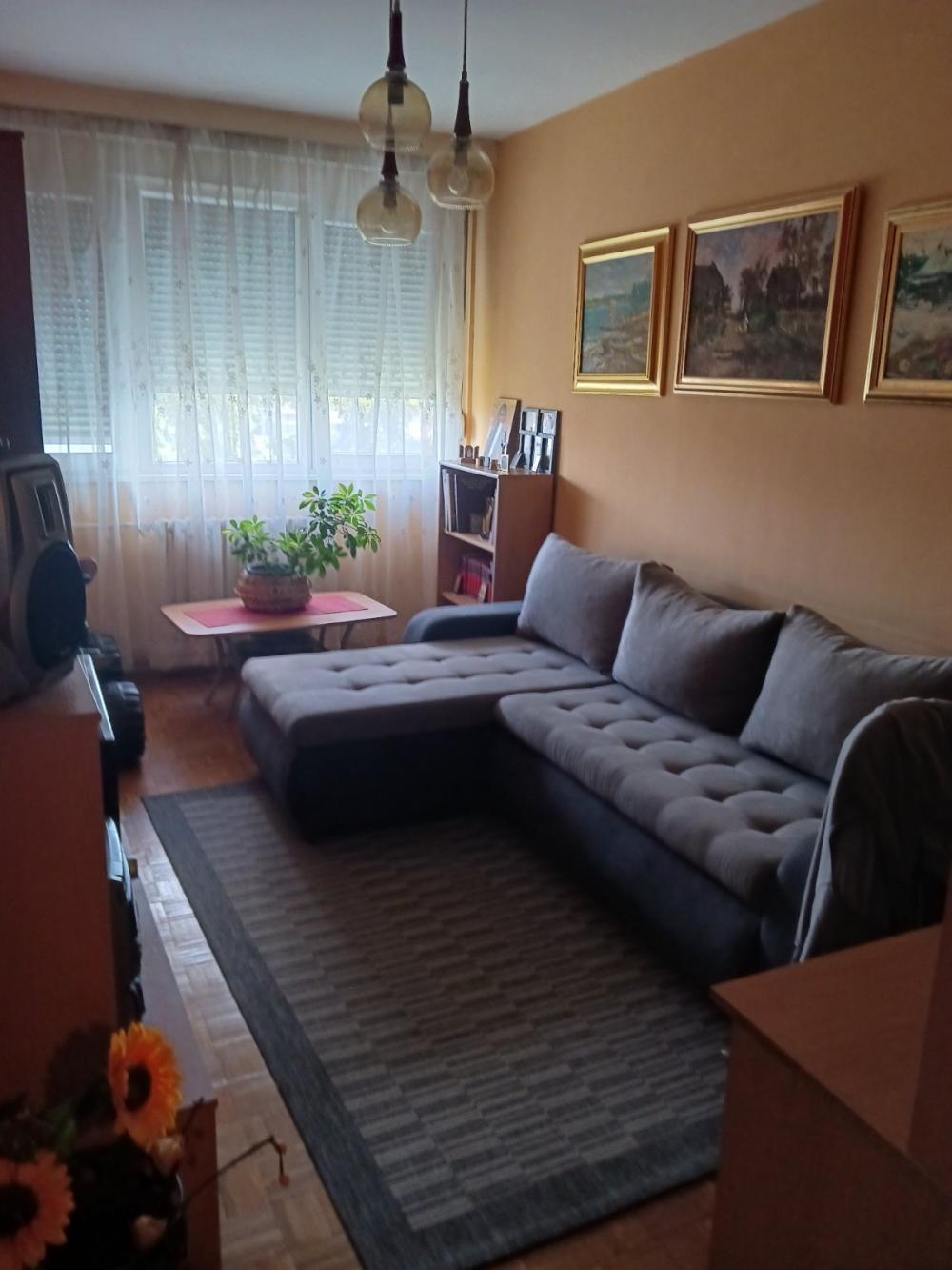 Stan na prodaju u Beogradu, Novi Beograd blok 11C (Stari Merkator), trosoban, 71m2, cena 259000 evra