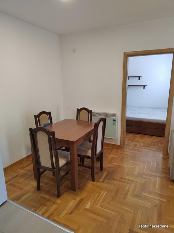 Stan na prodaju u Beogradu, Vojvode Vlahovića, jednoiposoban, 37m2, cena 95000 evra
